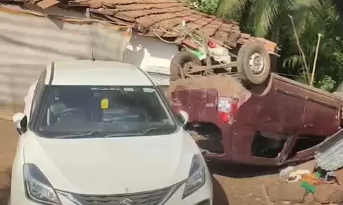 GOA: सुलकोर्ना दुर्घटना में झोपड़ी ध्वस्त, चालक के नशे में होने का संदेह GOA: सुलकोर्ना दुर्घटना में झोपड़ी ध्वस्त, चालक के नशे में होने का संदेह