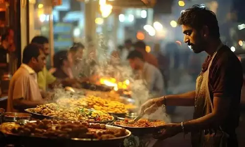 6 भारतीय स्ट्रीट फ़ूड जो आपके स्वास्थ्य के लिए हानिकारक हैं