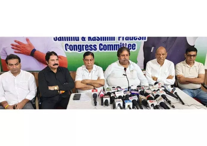 प्रधानमंत्री ने राज्य का दर्जा देने के वादे और बेरोजगारी की अनदेखी की: J&K कांग्रेस प्रधानमंत्री ने राज्य का दर्जा देने के वादे और बेरोजगारी की अनदेखी की: J&K कांग्रेस