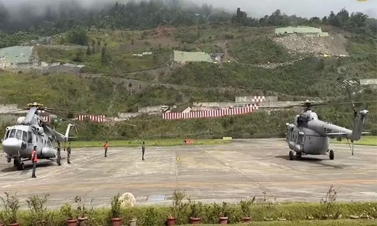 उत्तरी सिक्किम में चातेन से हवाई निकासी अभियान सफलतापूर्वक संपन्न हुआ उत्तरी सिक्किम में चातेन से हवाई निकासी अभियान सफलतापूर्वक संपन्न हुआ