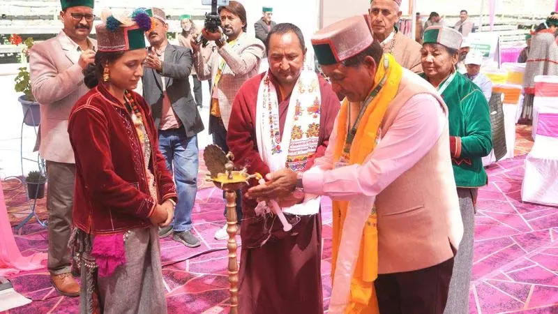 जनजातीय विरासत और सांस्कृतिक विरासत को संरक्षित करने के आह्वान के साथ Kinnaur साहित्य महोत्सव शुरू जनजातीय विरासत और सांस्कृतिक विरासत को संरक्षित करने के आह्वान के साथ Kinnaur साहित्य महोत्सव शुरू