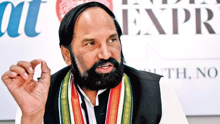 BRS के कमीशन के लालच के कारण तेलंगाना को नुकसान उठाना पड़ा: उत्तम BRS के कमीशन के लालच के कारण तेलंगाना को नुकसान उठाना पड़ा: उत्तम