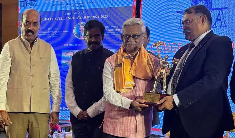 स्वस्था कैंसर केयर सचिव ने HMA सर्वश्रेष्ठ प्रबंधक पुरस्कार जीता स्वस्था कैंसर केयर सचिव ने HMA सर्वश्रेष्ठ प्रबंधक पुरस्कार जीता