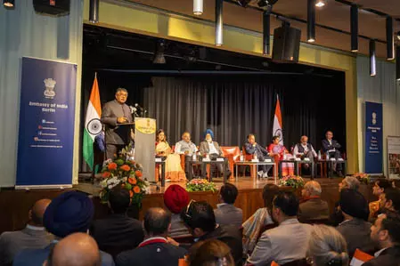 यूरोप और भारत के बीच नए संबंधों की शुरुआत होने वाली है : रविशंकर प्रसाद यूरोप और भारत के बीच नए संबंधों की शुरुआत होने वाली है : रविशंकर प्रसाद
