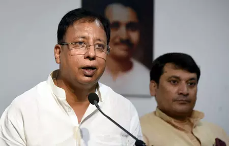 बिहार में कानून का राज, घटना के बाद अपराधियों की गिरफ्तारी तय: संजय जायसवाल बिहार में कानून का राज, घटना के बाद अपराधियों की गिरफ्तारी तय: संजय जायसवाल