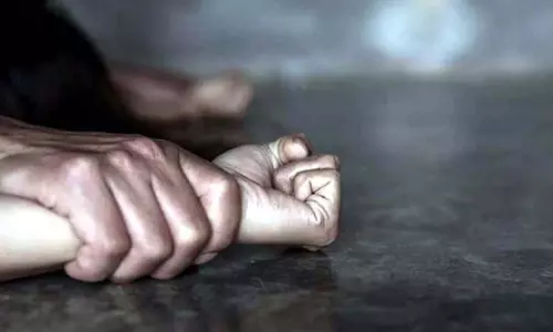 नाबालिग लड़की की संदिग्ध परिस्थितियों में मौत, यौन प्रताड़ना का संदेह नाबालिग लड़की की संदिग्ध परिस्थितियों में मौत, यौन प्रताड़ना का संदेह