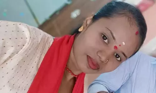 पराए मर्द के साथ रोमांटिक हालत में पकड़ी गई महिला, पति ने मौके पर कर दिया मर्डर