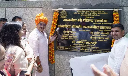 सचदेवा ने नजफगढ़ गांव में खेल स्टेडियम की आधारशिला रखी सचदेवा ने नजफगढ़ गांव में खेल स्टेडियम की आधारशिला रखी
