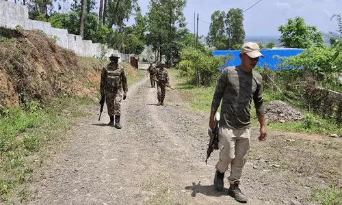 Manipur: इंटरनेट सेवाओं के निलंबन के बाद 5 जिलों में निषेधाज्ञा जारी की गई