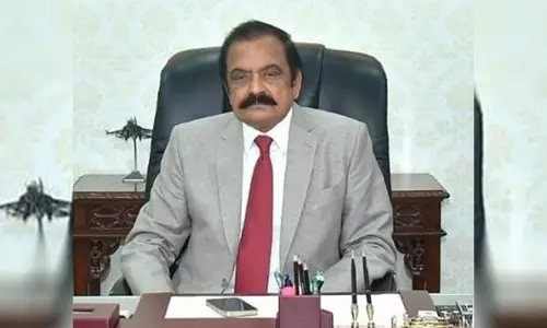Pak PM के सहयोगी ने कहा- पीटीआई अतीत की तरह इस तरह का आंदोलन शुरू करने का जोखिम नहीं उठा सकती