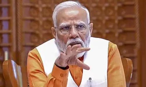 PM Modi ने मीडिया दिग्गज अवीक सरकार को जन्मदिन की बधाई दी, उनके योगदान की सराहना की PM Modi ने मीडिया दिग्गज अवीक सरकार को जन्मदिन की बधाई दी, उनके योगदान की सराहना की