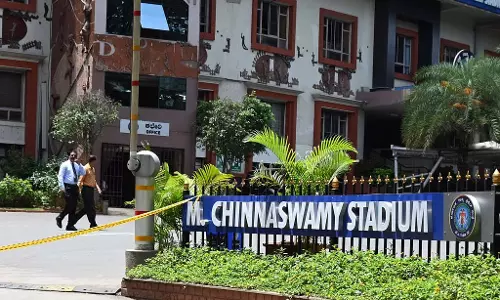 त्रासदी के इर्द-गिर्द कानाफूसी: चिन्नास्वामी यार्ड सामान्य स्थिति में लौट रहा