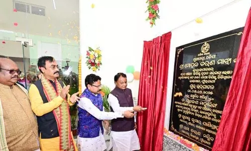 CM Majhi ने ओडिशा के कंधमाल में मेडिकल कॉलेज, 650 बिस्तरों वाले अस्पताल का उद्घाटन किया