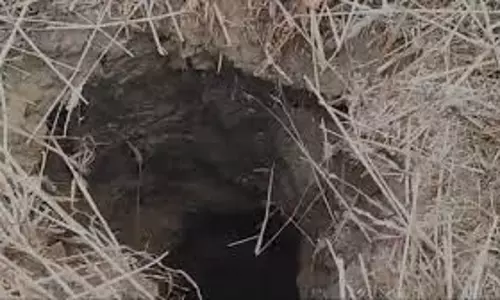 Mainpuri: बोरवेल में गिरने से मासूम की मौत