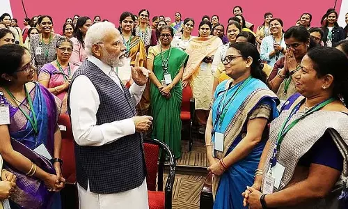 PM Modi के रूप में एक साल मोदी को महिलाओं के लिए अपनी सरकार पर गर्व