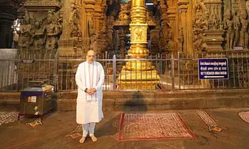 अमित शाह ने तमिलनाडु के मीनाक्षी मंदिर में पूजा की