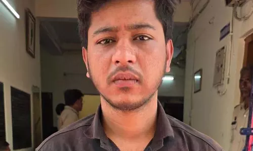 ठेला और गाड़ी को एक्सीडेंट करने वाला कार चालक गिरफ्तार, धमतरी पुलिस ने लिया एक्शन ठेला और गाड़ी को एक्सीडेंट करने वाला कार चालक गिरफ्तार, धमतरी पुलिस ने लिया एक्शन