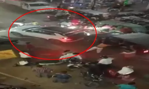 OMG! सड़क पर थार का कहर, थार चालक की दबंगई का LIVE वीडियो OMG! सड़क पर थार का कहर, थार चालक की दबंगई का LIVE वीडियो
