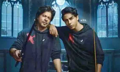 Aryan Khan की निर्देशित पहली फिल्म द बैड्स ऑफ बॉलीवुड की शुरुआती समीक्षा Aryan Khan की निर्देशित पहली फिल्म द बैड्स ऑफ बॉलीवुड की शुरुआती समीक्षा