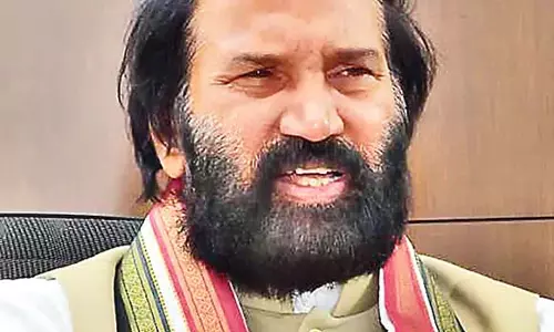 उत्तम कुमार रेड्डी: पांच साल में मेदिगड्डा से केवल 162 TMC ही हटाई गई उत्तम कुमार रेड्डी: पांच साल में मेदिगड्डा से केवल 162 TMC ही हटाई गई