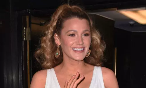 Blake Lively ने बाल्डोनी विवाद के बीच 4 गर्भधारण के दौरान ताकत के लिए ट्रेनर को श्रेय दिया Blake Lively ने बाल्डोनी विवाद के बीच 4 गर्भधारण के दौरान ताकत के लिए ट्रेनर को श्रेय दिया