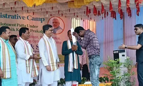 CM माणिक साहा ने तुफानिया लुंगा चाय बागान में प्रमुख कल्याणकारी पहल की शुरुआत की CM माणिक साहा ने तुफानिया लुंगा चाय बागान में प्रमुख कल्याणकारी पहल की शुरुआत की