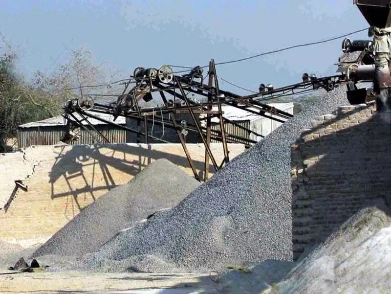 Punjab: स्टोन क्रशर मालिक नये अधिनियम का विरोध करेंगे Punjab: स्टोन क्रशर मालिक नये अधिनियम का विरोध करेंगे