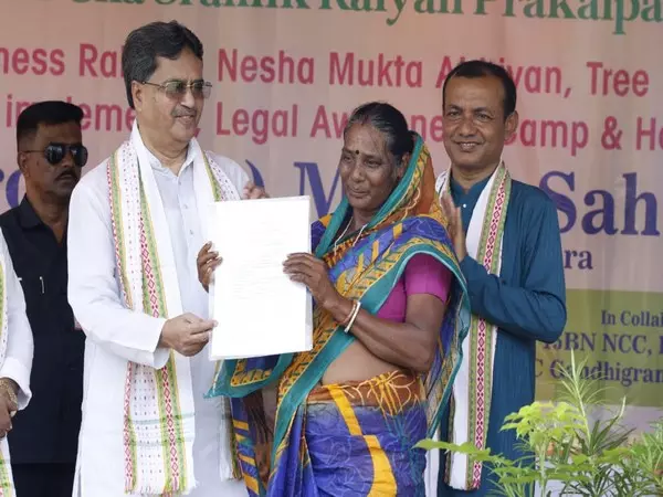 सरकार अंतिम छोर तक लाभ पहुंचाने के लिए काम कर रही: Tripura CM सरकार अंतिम छोर तक लाभ पहुंचाने के लिए काम कर रही: Tripura CM