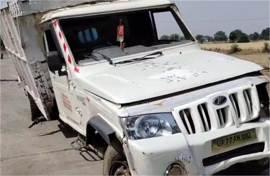 Panna: बारातियों से भरी पिकअप पलटी, 20 से ज्यादा घायल Panna: बारातियों से भरी पिकअप पलटी, 20 से ज्यादा घायल