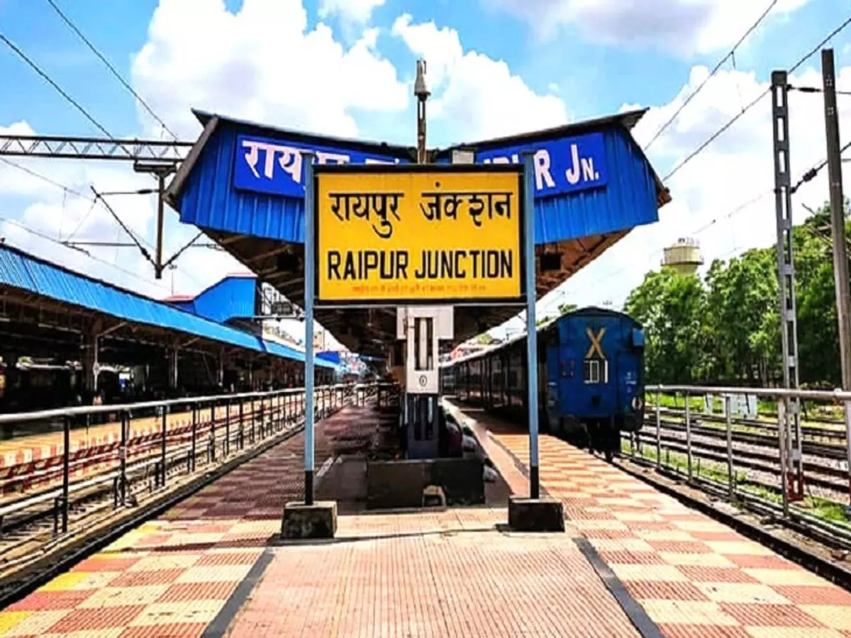 नई इंटरसिटी एक्सप्रेस ट्रेन दौड़ेगी जबलपुर-रायपुर रुट में नई इंटरसिटी एक्सप्रेस ट्रेन दौड़ेगी जबलपुर-रायपुर रुट में