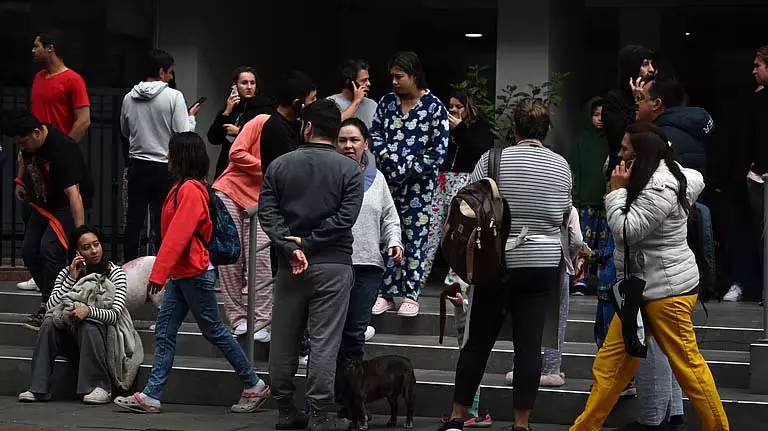 बोगोटा में 6.3 तीव्रता का शक्तिशाली भूकंप आया बोगोटा में 6.3 तीव्रता का शक्तिशाली भूकंप आया