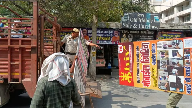 Haryana : रोहतक में गंदगी और अतिक्रमण से लोग परेशान Haryana : रोहतक में गंदगी और अतिक्रमण से लोग परेशान