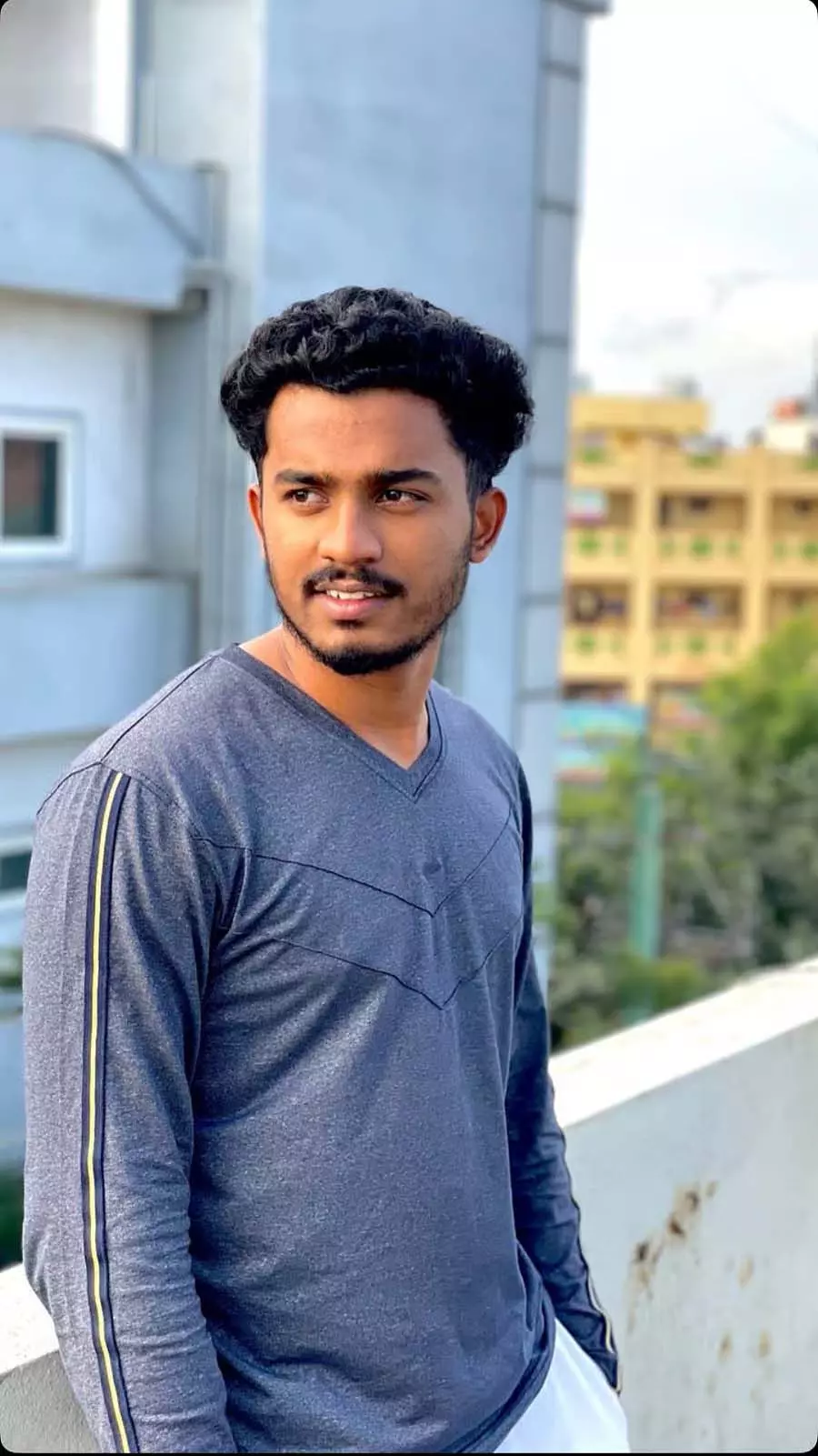 Ichalampadi : नदी में डूबने से युवक की मौत Ichalampadi : नदी में डूबने से युवक की मौत