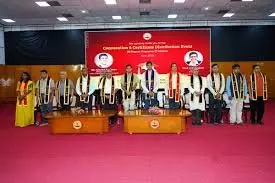 IIT मद्रास ने बीएस डिग्री स्नातकों के लिए दीक्षांत समारोह आयोजित किया IIT मद्रास ने बीएस डिग्री स्नातकों के लिए दीक्षांत समारोह आयोजित किया