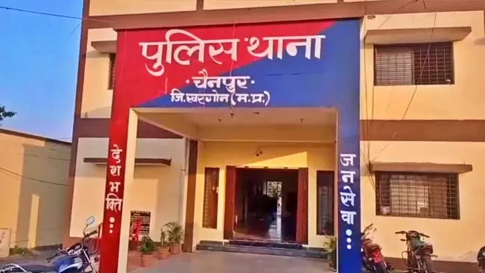 BIG BREAKING: ईद पर गौवंश की कथित बलि से मचा बवाल, सात आरोपी गिरफ्तार BIG BREAKING: ईद पर गौवंश की कथित बलि से मचा बवाल, सात आरोपी गिरफ्तार