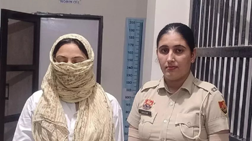 Hisar कोर्ट ने ज्योति मल्होत्रा के लिए दिया कठोर रुख, 14 दिन की न्यायिक हिरासत में भेजा Hisar कोर्ट ने ज्योति मल्होत्रा के लिए दिया कठोर रुख, 14 दिन की न्यायिक हिरासत में भेजा