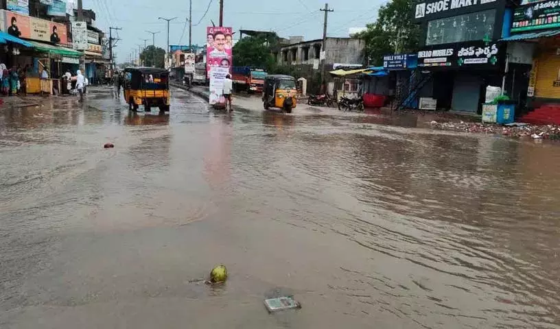 संगारेड्डी में बारिश से किसानों की उम्मीदें जगीं संगारेड्डी में बारिश से किसानों की उम्मीदें जगीं