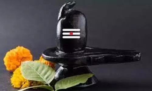 धर्म: सोमवार शाम को ऐसे करें भगवान शिव की पूजा, प्रसन्न होंगे भोलेनाथ और देंगे रक्षा का वरदान