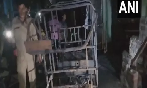 Delhi के दिलशाद गार्डन में आग लगने से दो लोगों की मौत