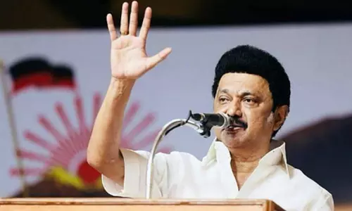 डीएमके डिजिटल माध्यम से टटोल रही तमिलनाडु की नब्ज, विधानसभा चुनाव 2026 पर नजर डीएमके डिजिटल माध्यम से टटोल रही तमिलनाडु की नब्ज, विधानसभा चुनाव 2026 पर नजर