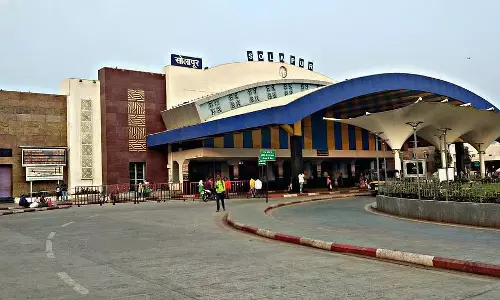 सोलापुर डिवीजन ने पदोन्नति अभियान में 220 लेवल 1 कर्मचारियों को सहायक लोको पायलट के रूप में नियुक्त किया सोलापुर डिवीजन ने पदोन्नति अभियान में 220 लेवल 1 कर्मचारियों को सहायक लोको पायलट के रूप में नियुक्त किया
