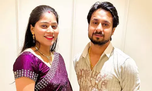 हनीमून पर भाड़े के हत्यारों से पति की हत्या कराने के आरोप में पत्नी गिरफ्तार हनीमून पर भाड़े के हत्यारों से पति की हत्या कराने के आरोप में पत्नी गिरफ्तार
