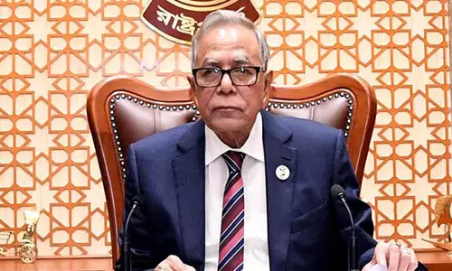 Bangladesh के पूर्व राष्ट्रपति अब्दुल हामिद राजनीतिक उथल-पुथल के बीच स्वदेश लौटे