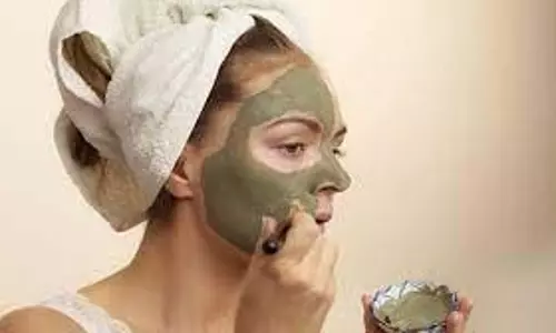 Skin Care: जानिए  चेहरे पर तुरंत ग्लो लाने के लिए क्या लगाएं,गर्मियों के लिए खास फेस पैक
