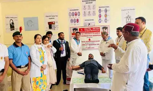 Shri Sai University के रक्तदान शिविर में 80 यूनिट रक्त एकत्रित Shri Sai University के रक्तदान शिविर में 80 यूनिट रक्त एकत्रित