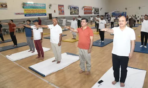 Kurukshetra विश्वविद्यालय में योग प्रोटोकॉल प्रशिक्षण आयोजित Kurukshetra विश्वविद्यालय में योग प्रोटोकॉल प्रशिक्षण आयोजित