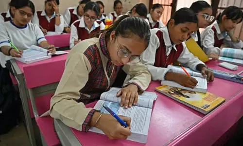 Kerala : शिक्षा विभाग से कहा गया कि योजना केवल केरल सरकार की जिम्मेदारी पर नहीं चल सकती