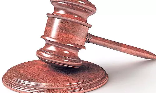 झूठा मामला: पुलिस अधिकारी के खिलाफ FIR दर्ज नहीं
