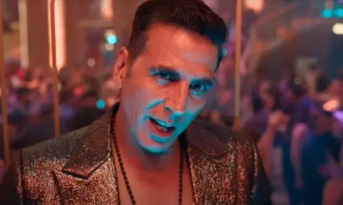 Akshay Kumar की शीर्ष ओपनिंग वीकेंड Akshay Kumar की शीर्ष ओपनिंग वीकेंड