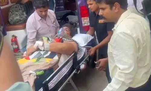 IED ब्लास्ट में घायल SDOP भानुप्रताप और इंस्पेक्टर सोनल ग्वाला को रायपुर लाया गया